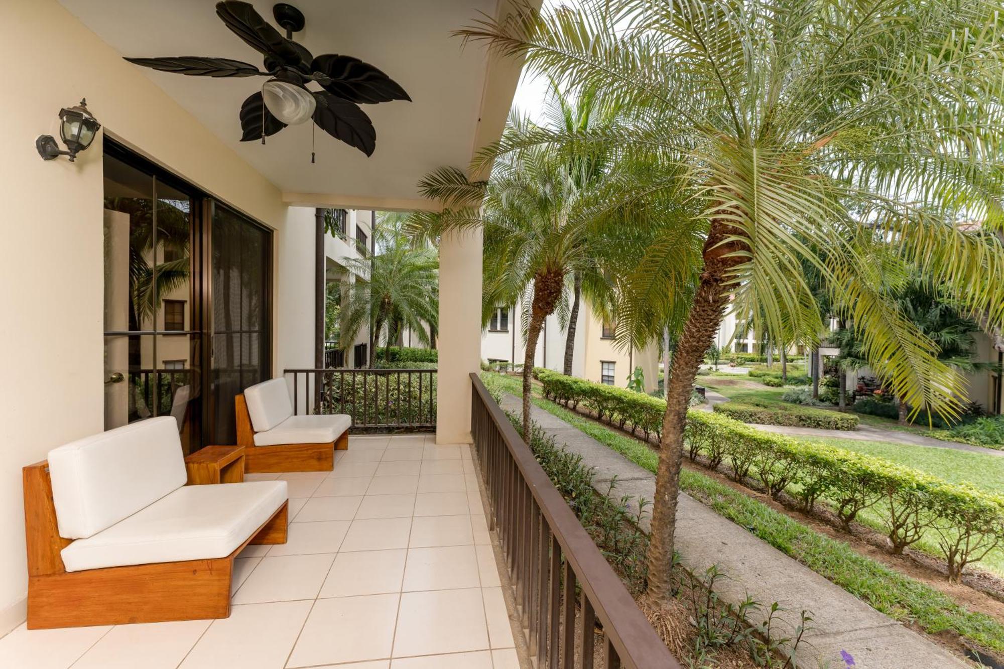Coco Breeze Private Residence Екстериор снимка