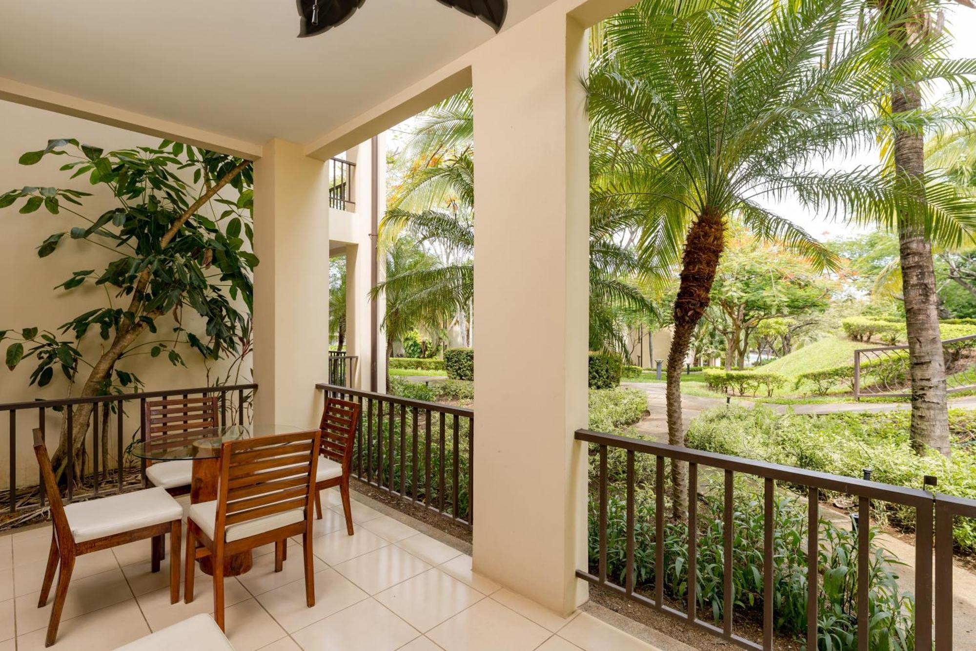 Coco Breeze Private Residence Екстериор снимка